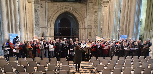 Basilique de Saint Quentin - l’ensemble vocal de Saint Quentin, Donne Cantabile, Musicochoeur d’Itancourt et A Capella de Chauny