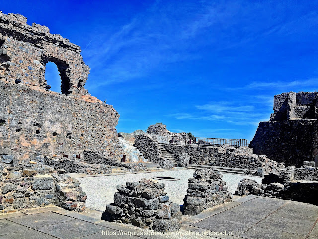 Aldeia Histórica de Castelo Rodrigo, ruínas do palácio de Cristóvão de Moura