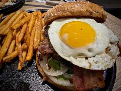 Bizen Okayama Wagyu Steakhouse, zeppin burger