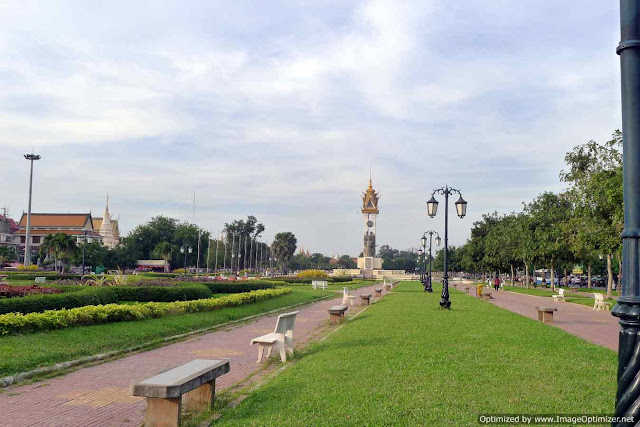 Cambodia-Vietnam Friendship Monument, Phnom Penh