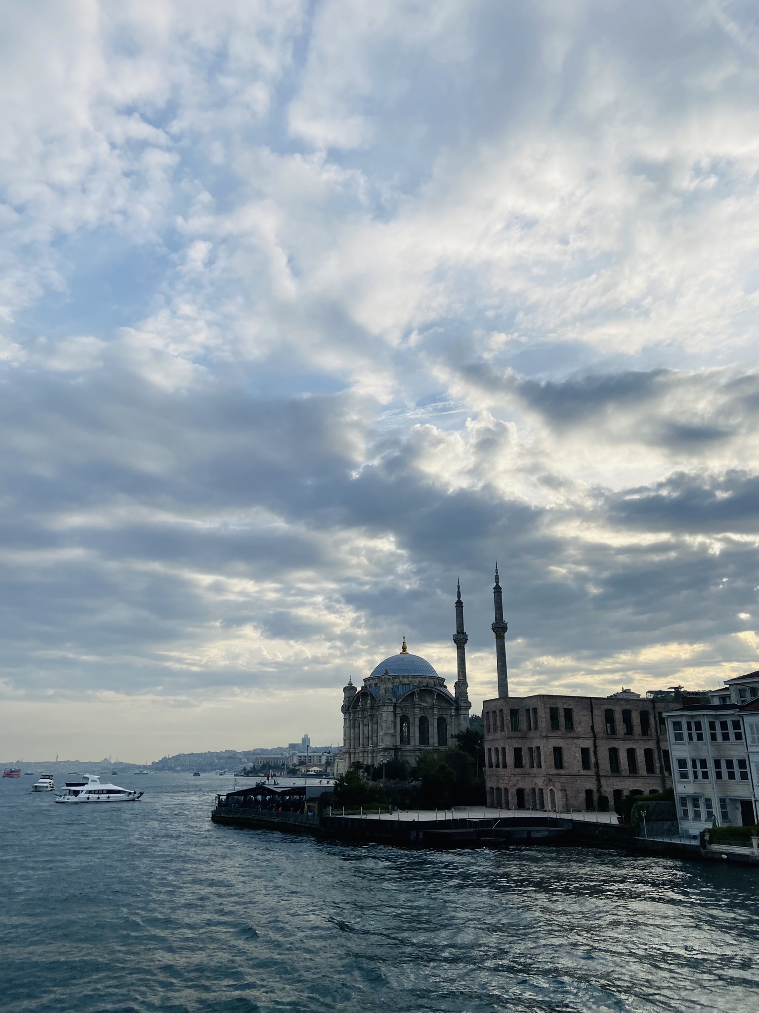 istanbul bosphorus cruise κωνσταντινούπολη βόσπορος πλοίο