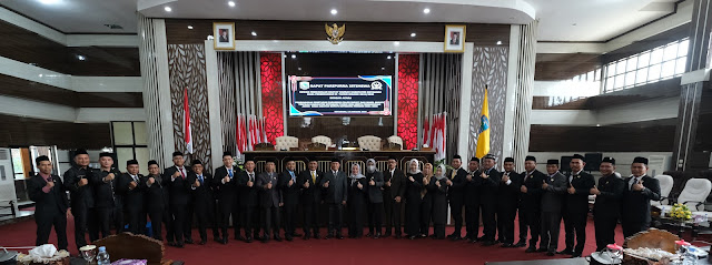 DPRD Kotabaru Tetapkan Bupati dan wakil Bupati Terpilih Periode 2025-2030