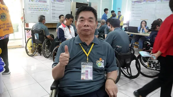 ▲彰化縣脊髓損傷重建協會理事長陳錫令表示，保齡球運動一直是協會積極推廣的項目，每年開設的「保齡球球技培訓班」提供傷友優質的運動培養機會，並鼓勵更多身障者挑戰自我，邁向保齡球運動選手的道路。（記者林明佑攝）