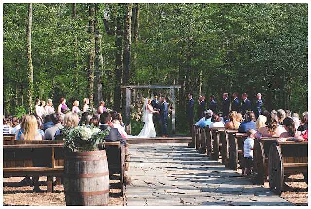 wedding at hidden hollow farm