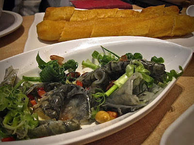 Congee King, boiled fish skin dough fritters