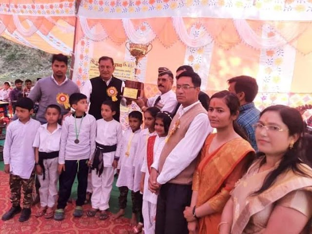 राजकीय प्राथमिक विद्यालय नौलाकोट का चतुर्थ वार्षिकोत्सव धूमधाम के साथ मनाया गया 