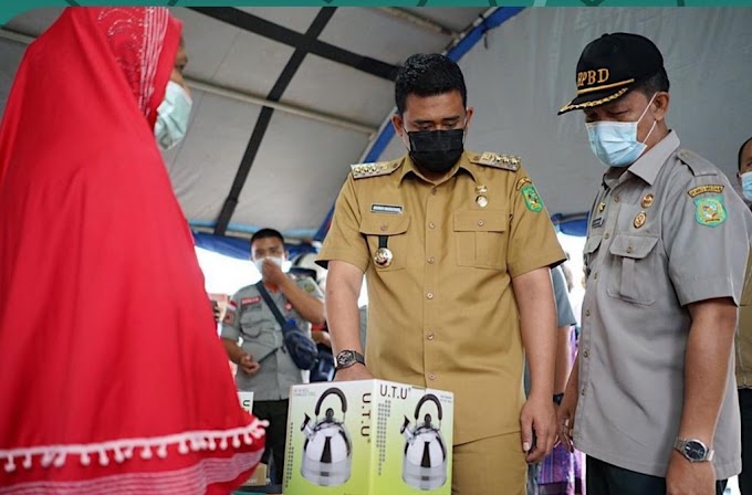 Walikota Medan Muhammad Bobby Nasution Kunjungi Korban Kebakaran Kelurahan Belawan Bahari