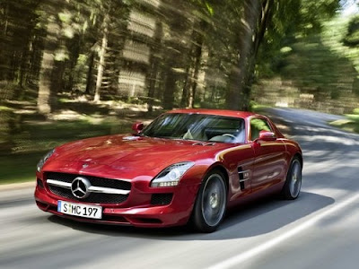 Mercedes SLS AMG