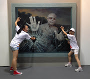 Amazing 3D Fun PhotosExihibition in Hangzhou China (experence some .