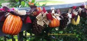 alt=" Pine Cone & Pumpkins Garland Tutorial"