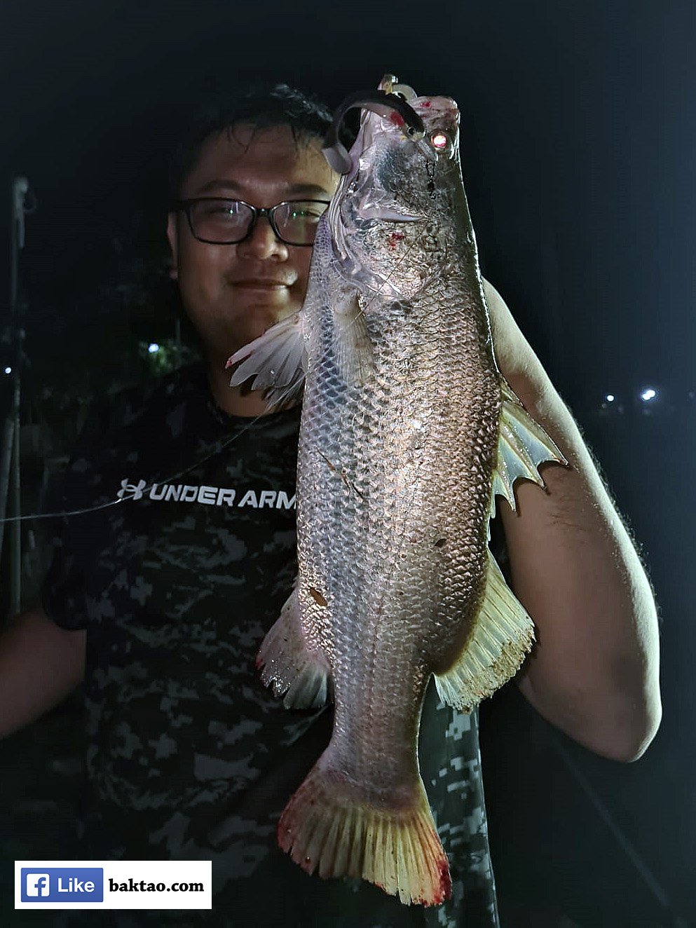Fishing at D'Best Fishing (also known as Pasir Ris Main Pond or