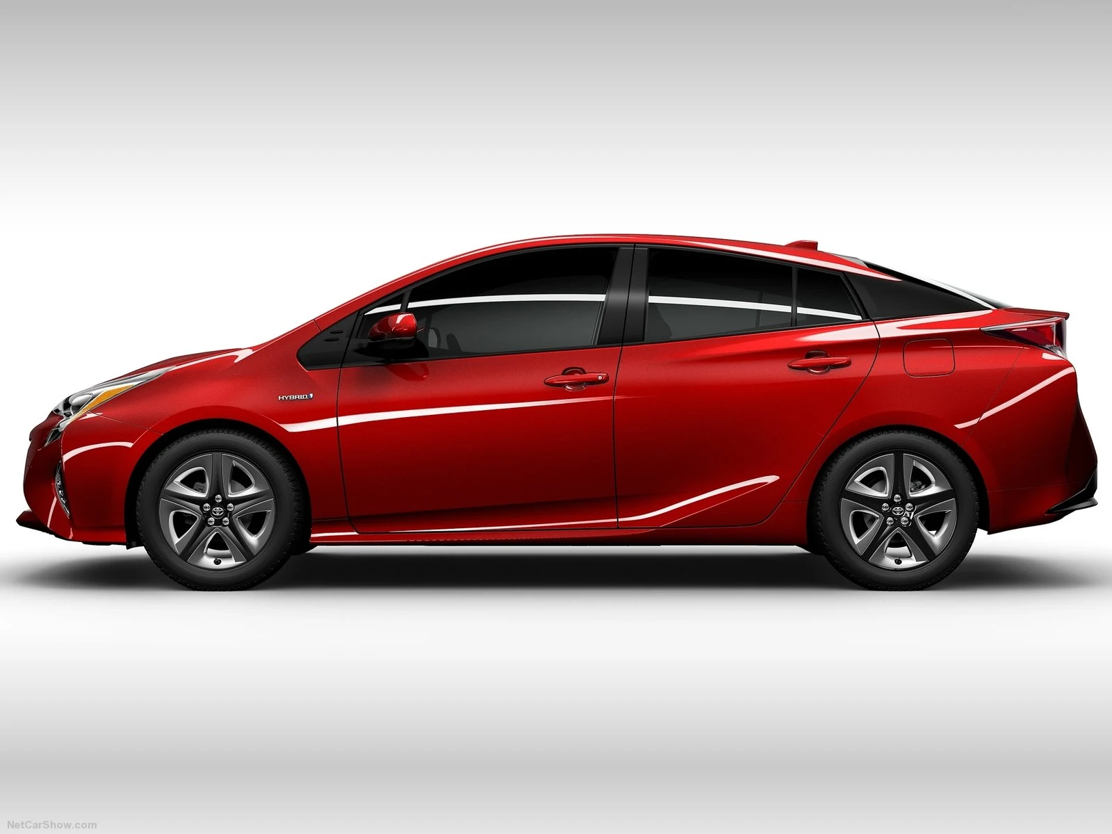 Hình ảnh xe ô tô Toyota Prius 2016 & nội ngoại thất