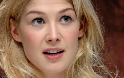 Free Rosamund Pike Hot and Sexy HD Wallpapers