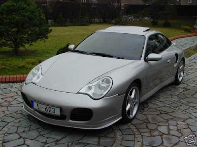  Autoblogit for discovering this oneofakind Porsche 911 Turbo replica 