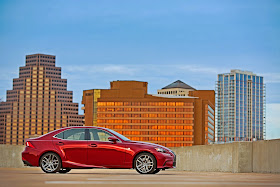 Side view of the 2014 Lexus IS 350 F-Sport