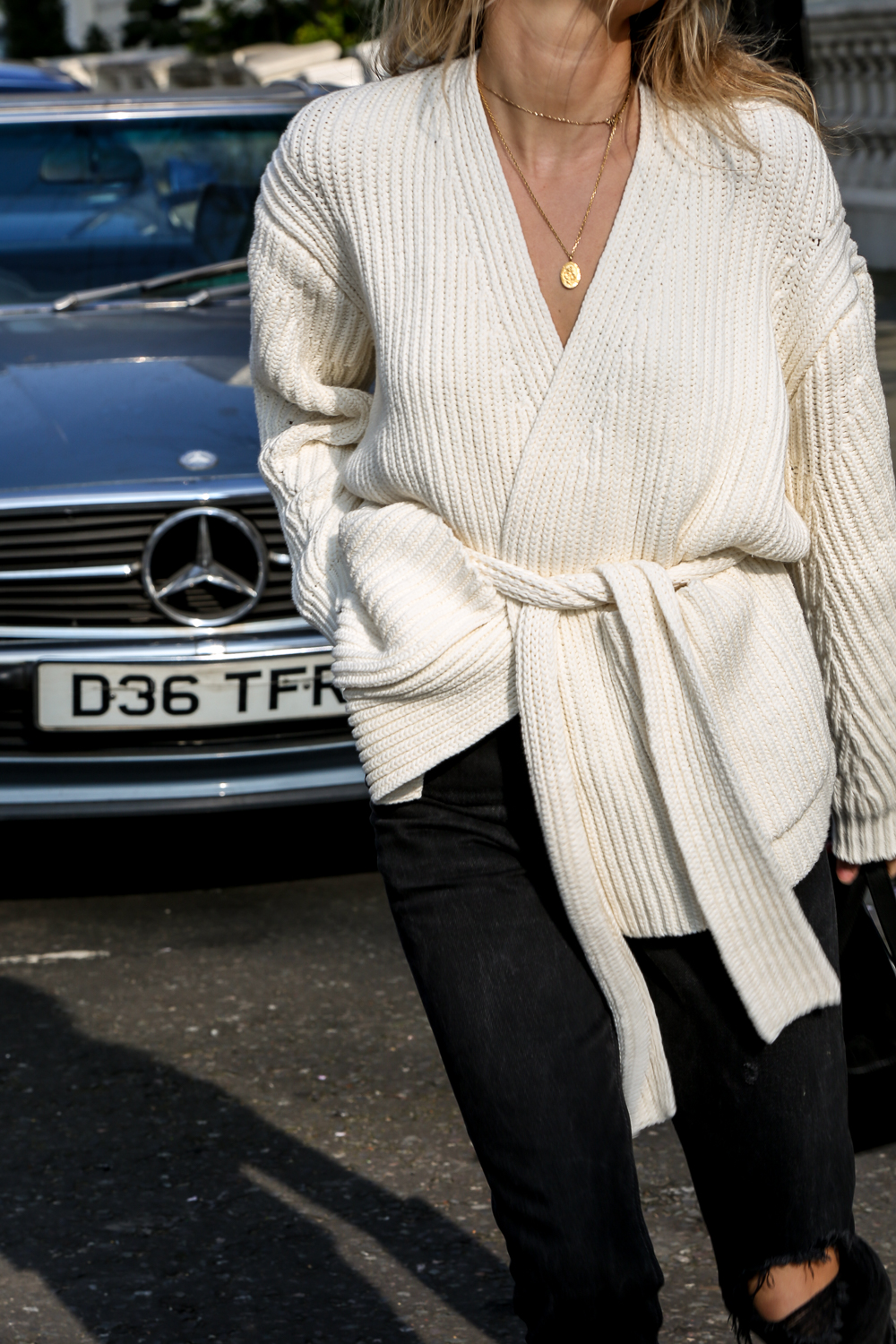 25 Stylish Belted Cardigans We Want to Live In — Lucy Williams Winter Outfit Inspiration