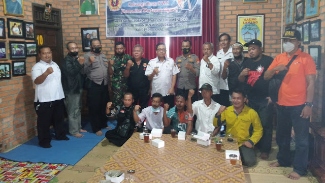 Komonitas Wartawan Ngawi Ngopi Bareng Bersama Diskominfo, Porfincam dan AKD  Sine