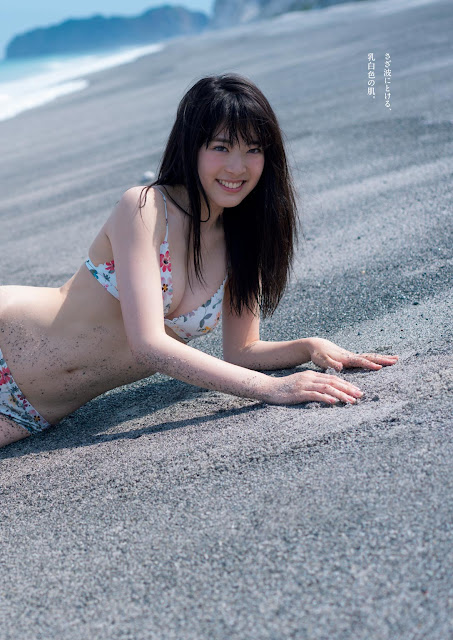 Minakami Kyoka 水上京香 Weekly Playboy No 31 2017 Photos