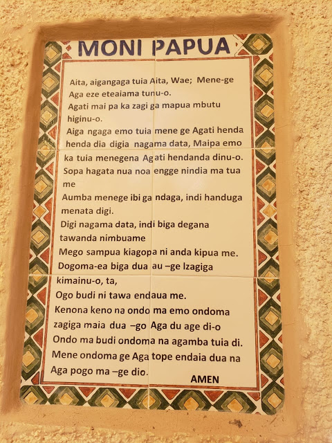  Doa Bapa Kami Bahasa Moni Papua Di Tembok Gereja Pater 