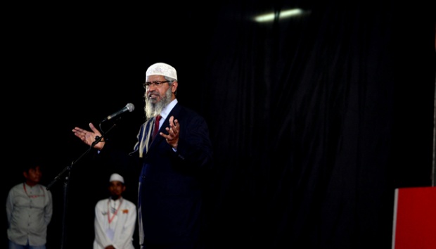 Zakir Naik: Ya, Islam Adalah Agama yang Intoleran