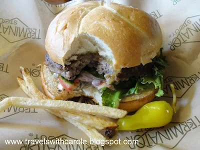 hamburger at the McMenamins High Street Brewery & Cafe in Eugene, Oregon