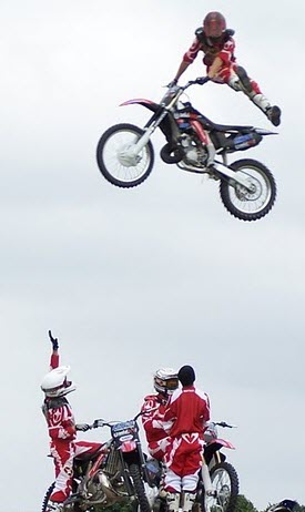 wallpaper crazy. bikes stunts wallpaper. Crazy