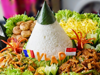 Gambar Nasi Tumpeng Putih