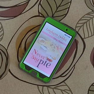 Book Review Never Say Pie Lexy Baker #14 by Leighann Dobbs