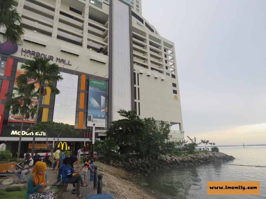 A stay at Ibis Styles Sandakan Waterfront Hotel