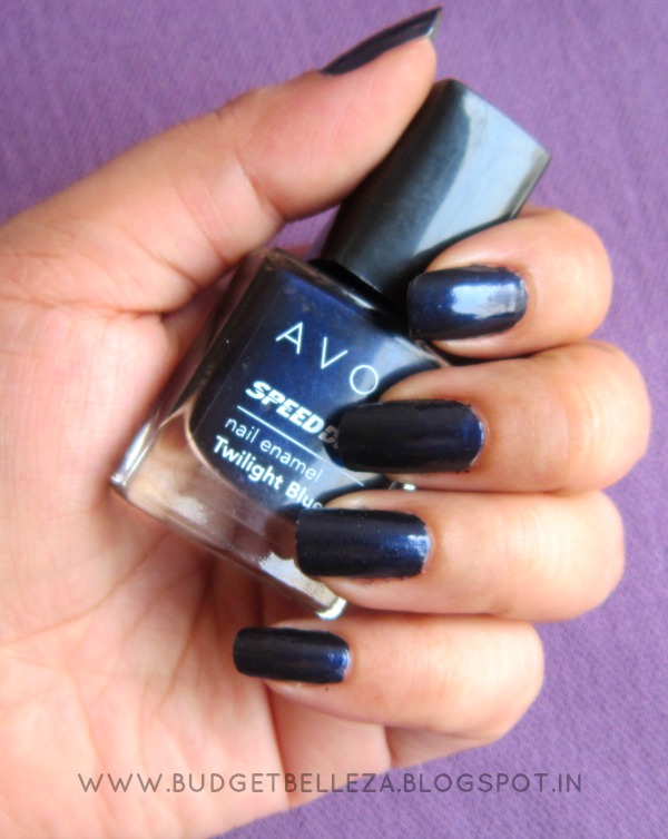 742 Twiligh Blue - nail polish Colour Alike