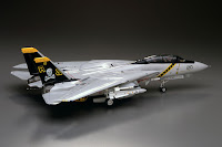 Hasegawa 1/72 F-14A TOMCAT (High Visibility) (E3) English Color Guide & Paint Conversion Chart
