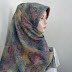 Jilbab Batik Segi Empat