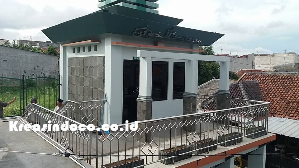  Pintu  Pagar Dan Railing Balkon Masjid  Al Ikhwan Depok 