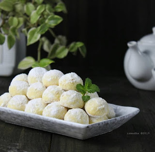 Resep Kue Putri Salju Keju Lembut