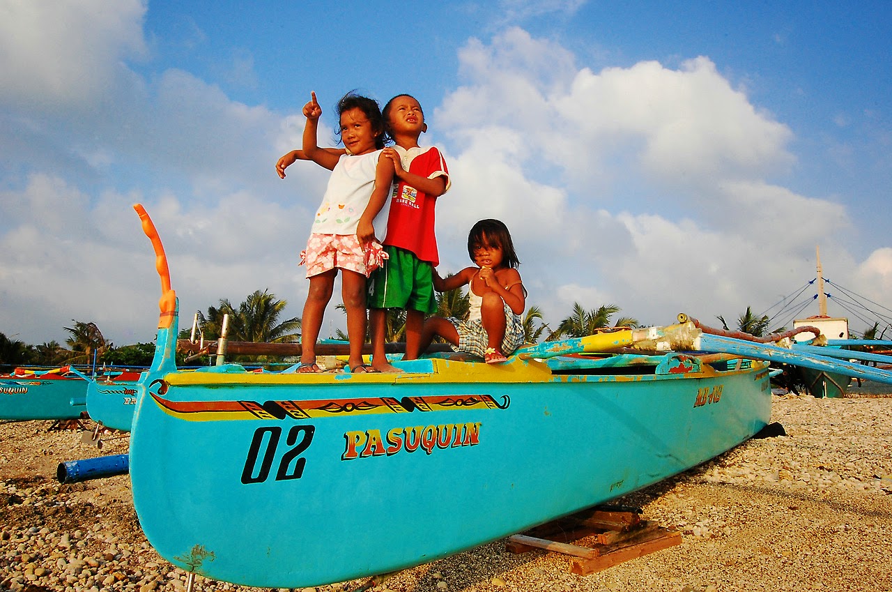 Earth Hour - Bancas For The Philippines