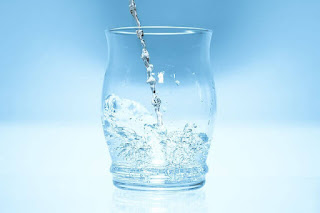 The benefits of drinking water regularly 