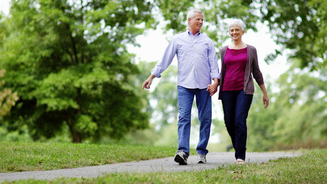 فوائد المشي العظيمة بعد الوجبات للسيطرة مرض السكري