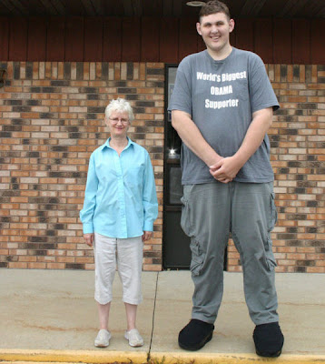 The Tallest Man in America www.coolpicturegallery.net