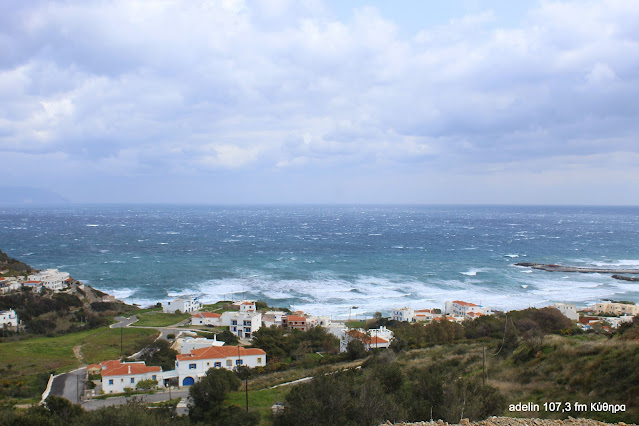 ΛΥΣΣΟΜΑΝΑΕΙ Η ΘΑΛΑΣΣΑ ΣΤΑ ΚΥΘΗΡΑ