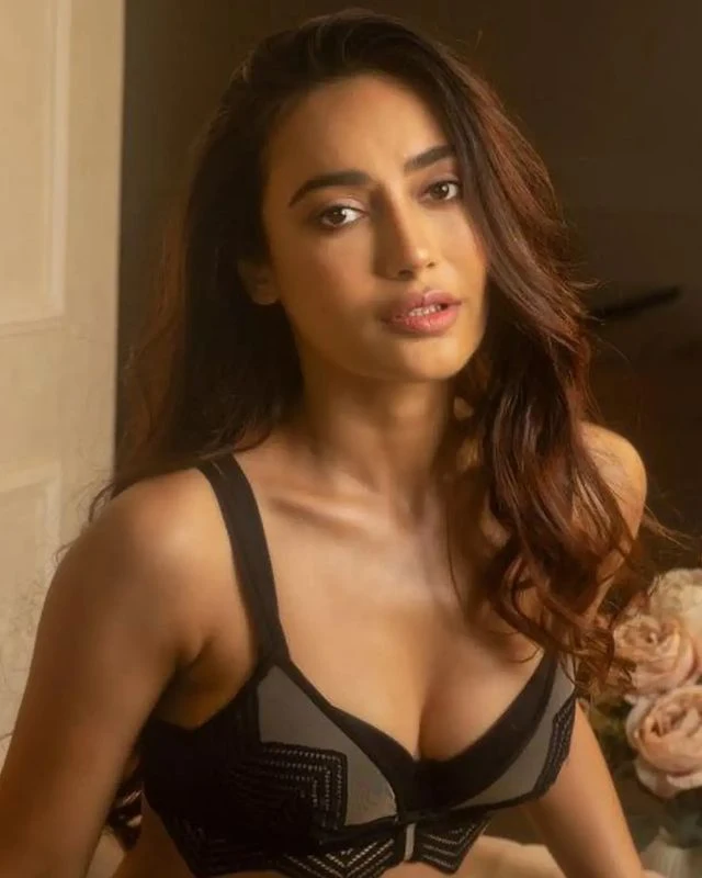 Surbhi Jyoti Raising Heat In Black Outfit, Surbhi Jyoti hottest looks, Surbhi Jyoti hot, Surbhi Jyoti sexy, Surbhi Jyoti Big boobs and Cleavage, Surbhi Jyoti sexy nevel, Surbhi Jyoti nudes, Surbhi Jyoti gorgeous looks