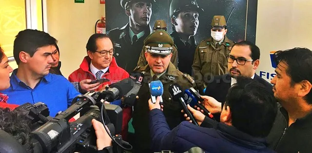 Carabineros y Prensa