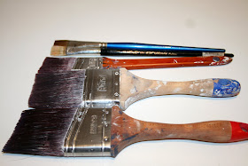 How to clean your paint brushes with Vingear. DIY tips from Lilyfield Life