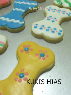 KUE MUNGIL: KUKIS HIAS