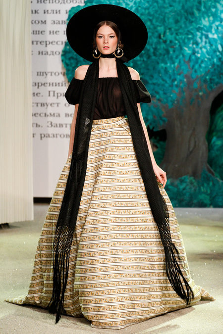 Ulyana Sergeenko Spring 2013 Couture