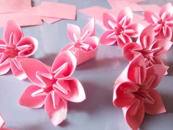  Cara  Membuat  Origami  Bunga  Sakura  Yang Cantik