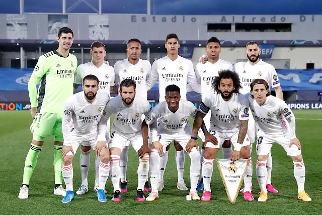 REAL MADRID C. F. Temporada 2020-21. Courtois, Toni Kroos, Militao, Varane, Casemiro, Benzema. Carvajal, Nacho, Vinicius, Marcelo y Modric. REAL MADRID C. F. 1 (Benzema) CHELSEA F. C. 1 (Pulisic). 27/04/2021. Liga de Campeones de la UEFA, semifinales, partido de ida. Madrid, España, estadio Alfredo Di Stéfano.