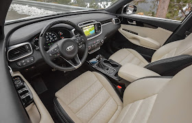 Interior view of 2017 Kia Sorento SXL AWD V6