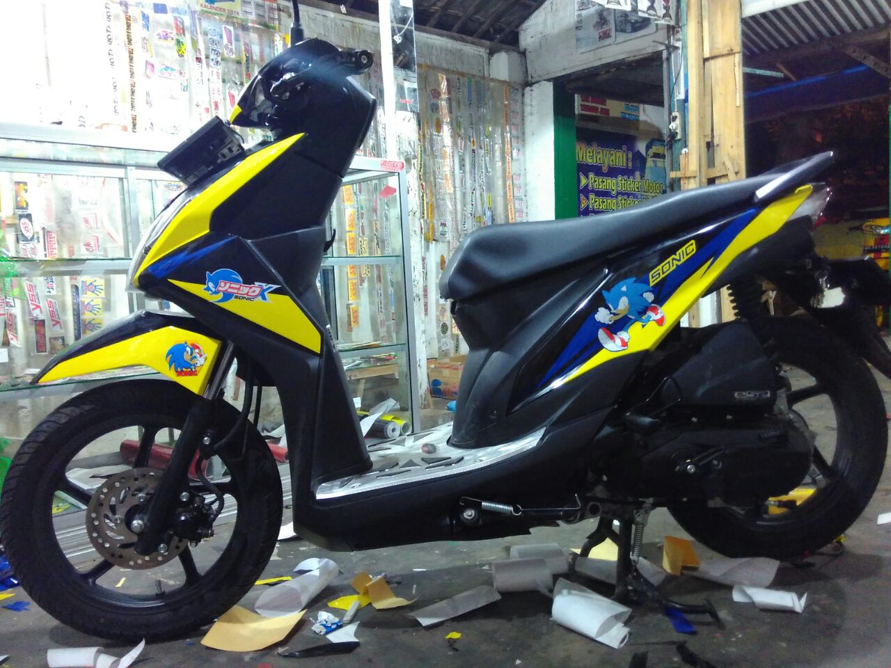 105 Modif Motor Beat Hitam Kuning Modifikasi Motor Beat Terbaru