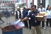 KPU Tuban Musnahkan 4.728 Surat Suara Rusak Jelang Pemilu