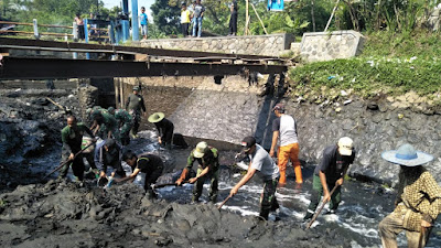 Satgas Subsektor 21 Lagadar, Bangkitkan Geliat Kesadaran Warga Jaga Kelestarian Sungai